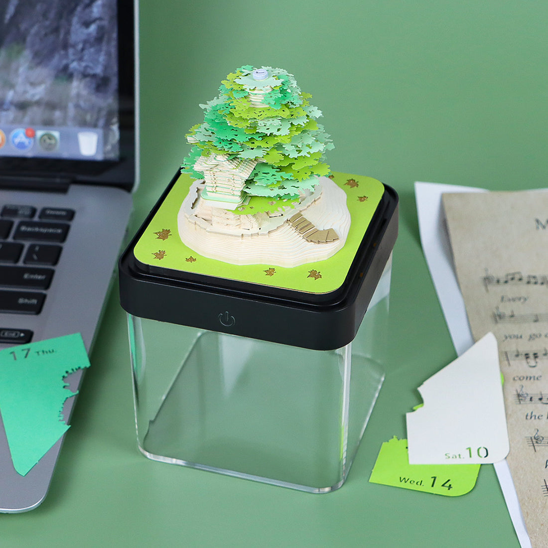 Grüner Baum (mit Licht) & Kalender 2026)