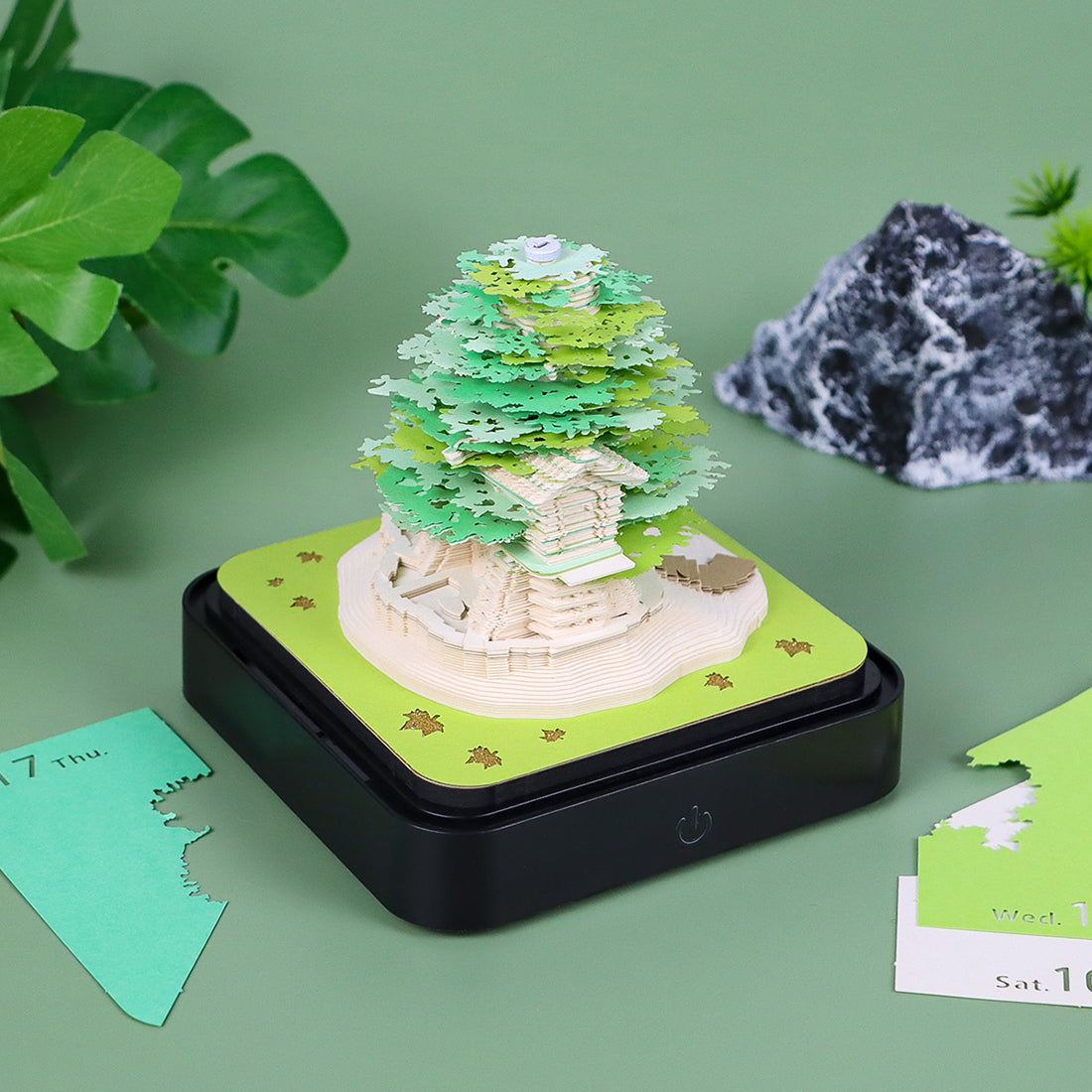 Grüner Baum (mit Licht) & Kalender 2026)