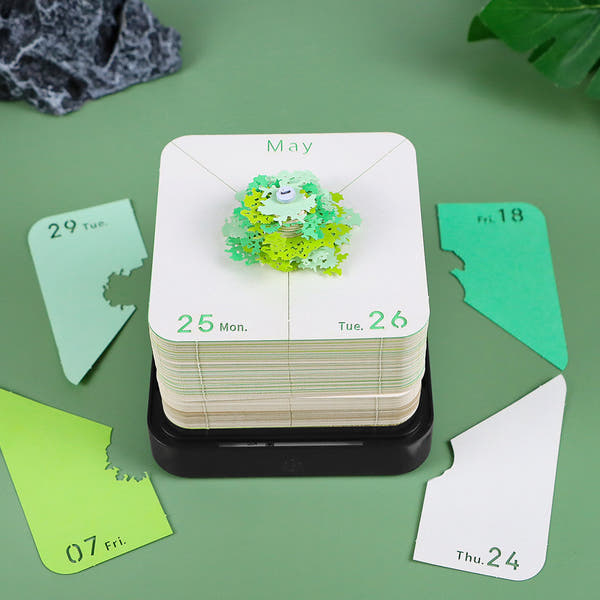 Grüner Baum (mit Licht) & Kalender 2026)